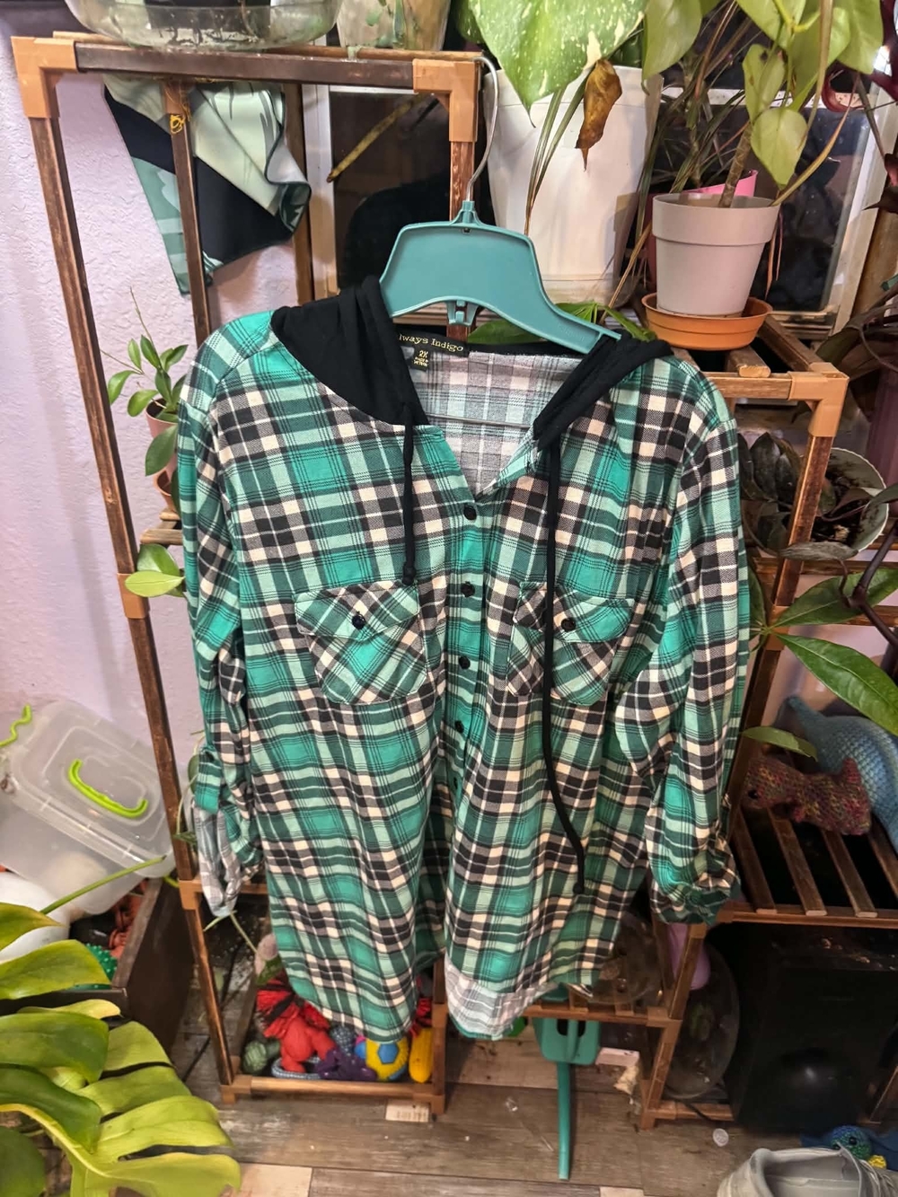 Women’s Plaid Hooded Button-Down Shirt - Teal & Black